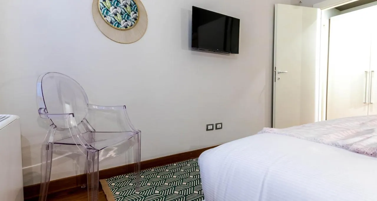 Joivy Elegant 1 Bedroom Apt In Front Of The Sforzesco Castle ミラノ